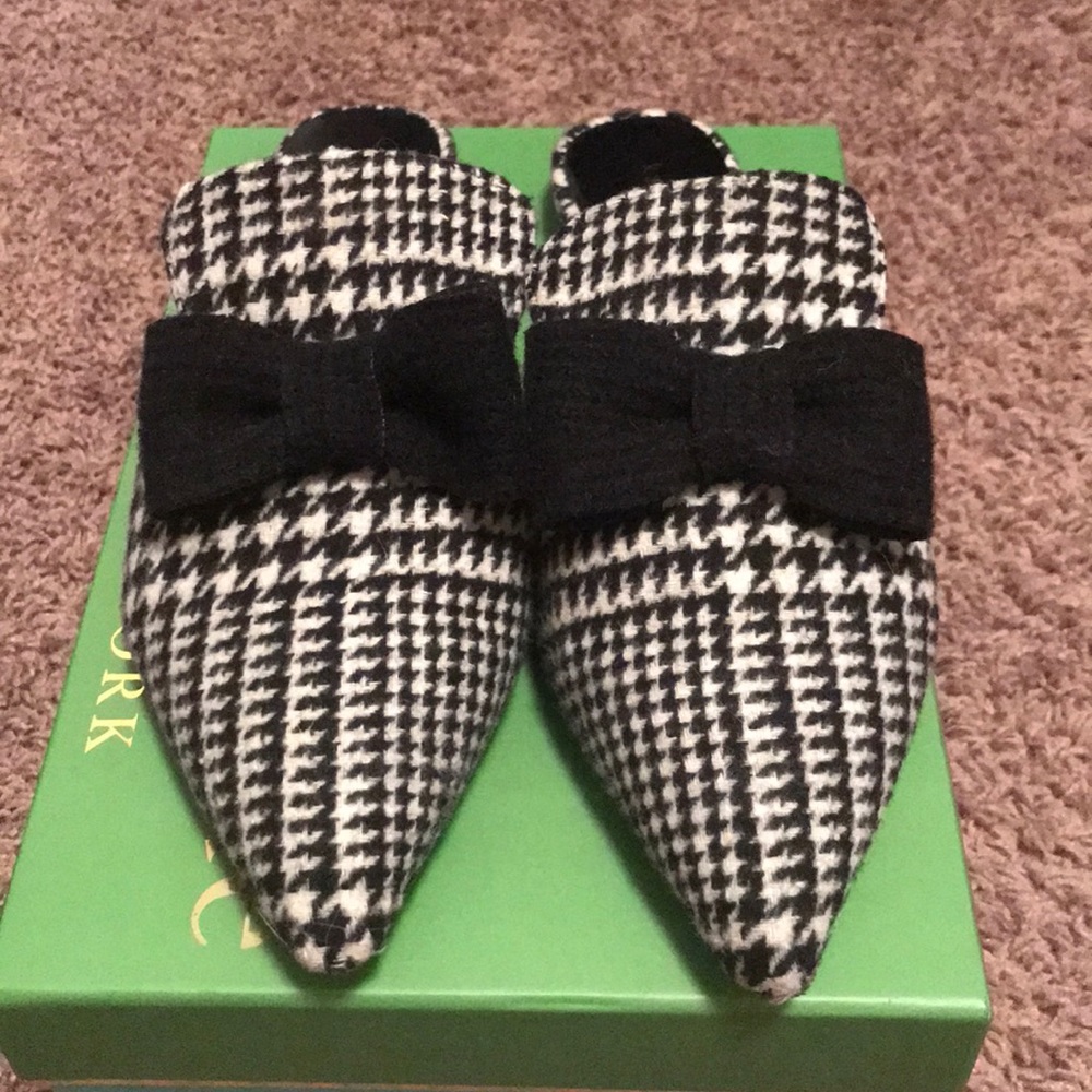 Cute Kate spade mules!